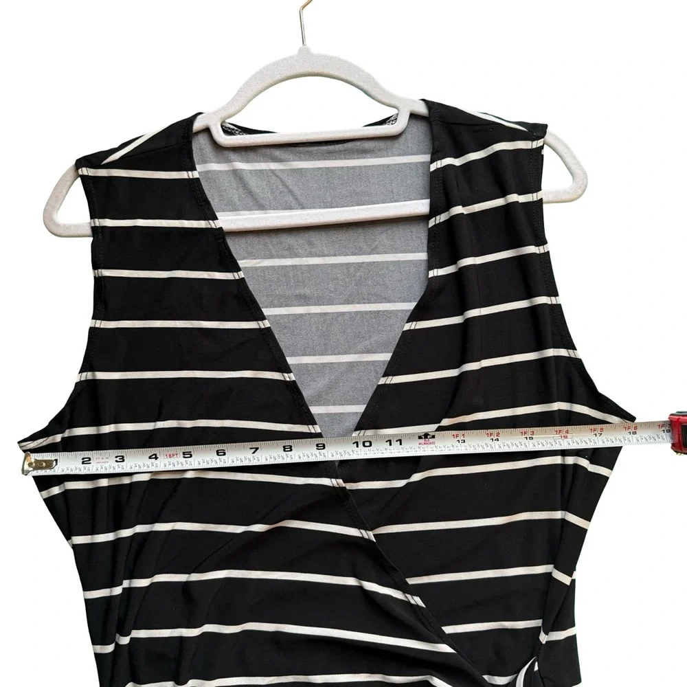 Retro Y2K Black and White Classic Striped Women's Top Size M Minimalist Casual - Picture 3 of 10